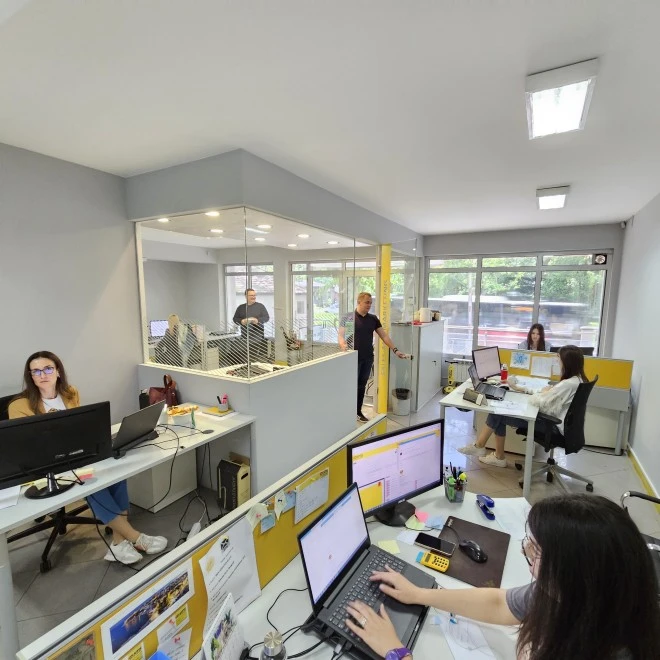 sms fullfillment belgrade office for client and it support